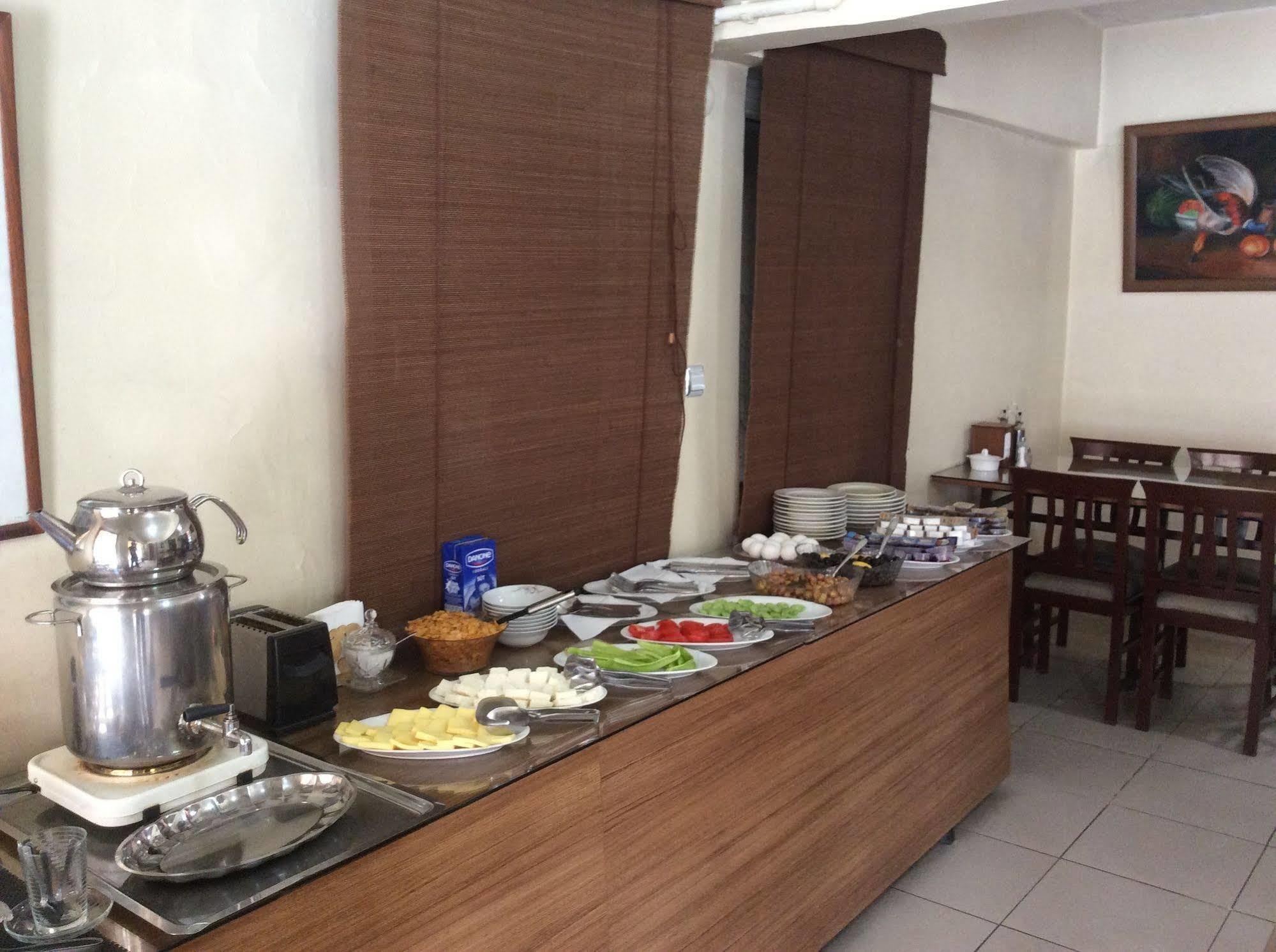 Elit Hotel Saray Exterior foto